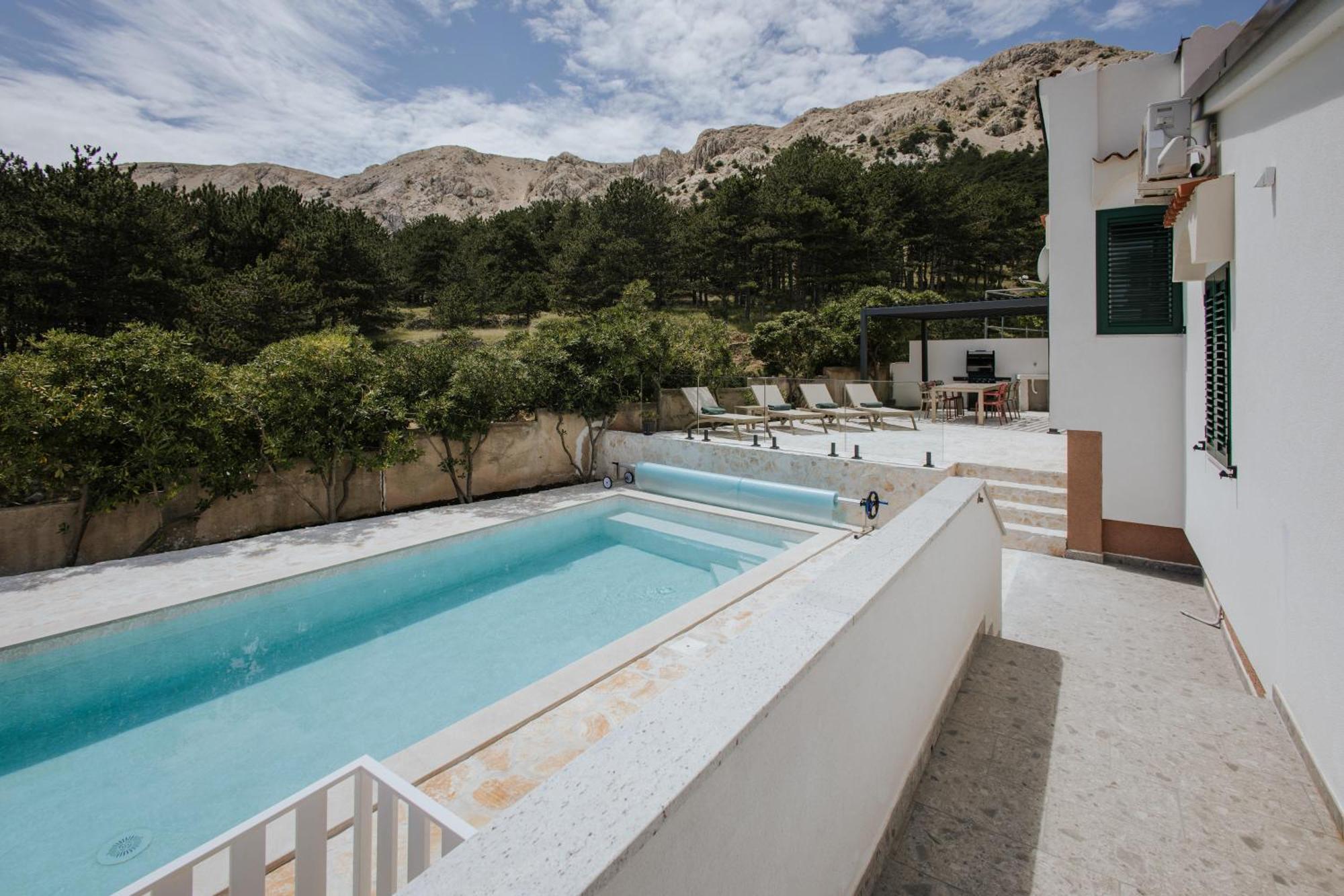 Villa Zlata - Holiday House Baska  Exterior photo